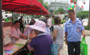 惠州市惠阳区三和社区开展“四进社区”暨“食品安全宣传周”活动
