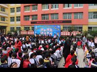 体验创新，追逐梦想！惠阳淡水八小“科技艺术节”擂台战