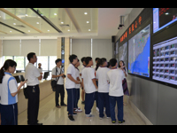清远市科协组织学生参观市气象局科普教育基地