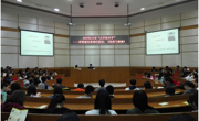 中国科学院科普演讲团陈钰教授为五邑大学师生作免疫与健康讲座