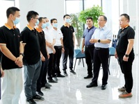 阳江市委领导慰问科技工作者代表