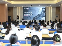 东莞科学馆“科普大讲堂”——“奋进高质量，智造创未来”主题科普活动走进东莞中学松山湖学校